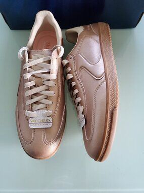 Walking Sneakers
